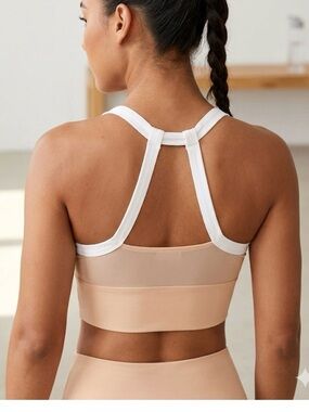 Nike Air Swoosh Medium Support Sports Bra size small Euc stone mauve/white